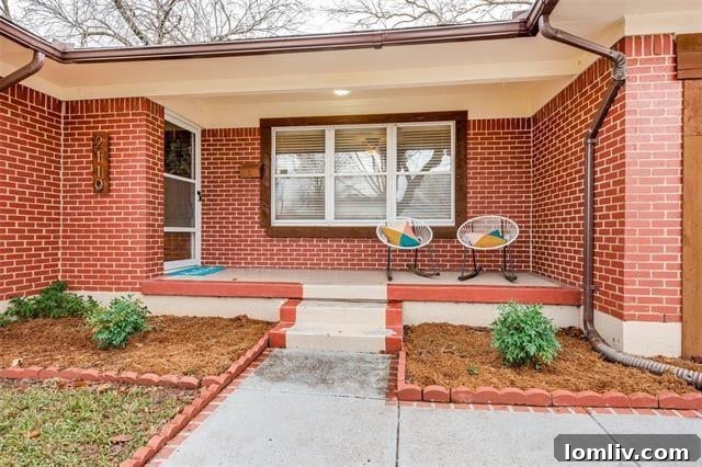 Freshly Styled Garlands Grab Your Adorable Opportunity 3 Curb Appeal of Updated Garland Home
