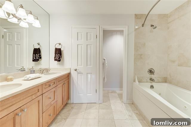 The Shelton Dallas Unit 908 master bathroom