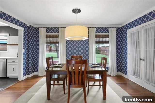 An inviting breakfast nook or reading area in the home, offering views of the backyard and a tranquil space for morning coffee or quiet contemplation.