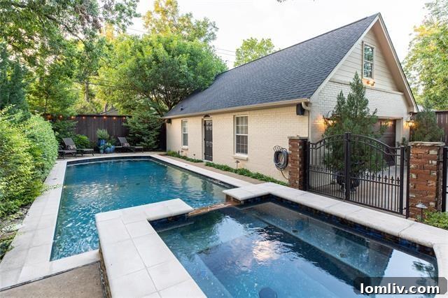 Rectilinear Saltwater Pool and Spa in a Luxurious Backyard