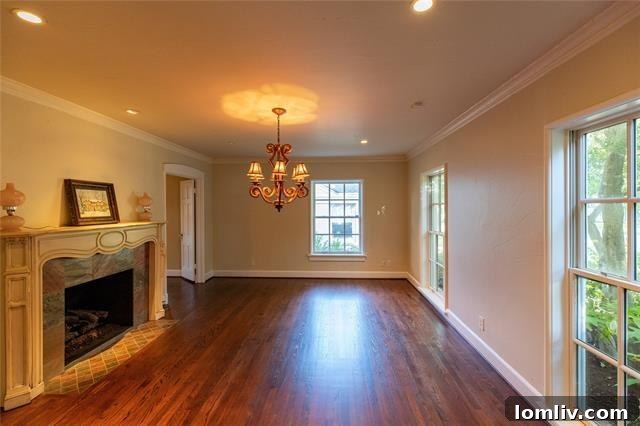 Elegant Formal Dining Room with Hardwood Floors