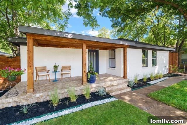 Charming ranch style home exterior in Hillside