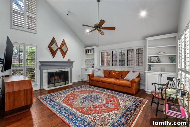 Bright, Bold, and Beautiful: This North Dallas Gem Features Soaring Ceilings, Abundant Light, and Distinctive Architecture 7 Versatile Notched-Out Nook in a Bright Bedroom, Ideal for Nursery or Office