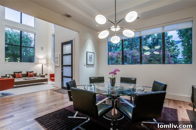 Bright and Spacious Living Room Dallas