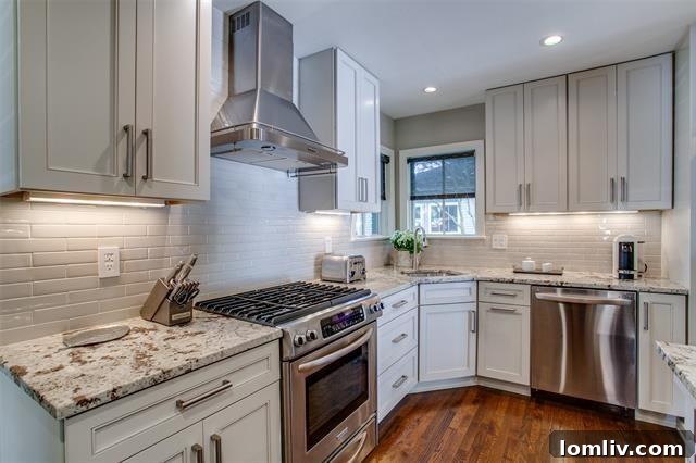 2318 Barberry - Living Space