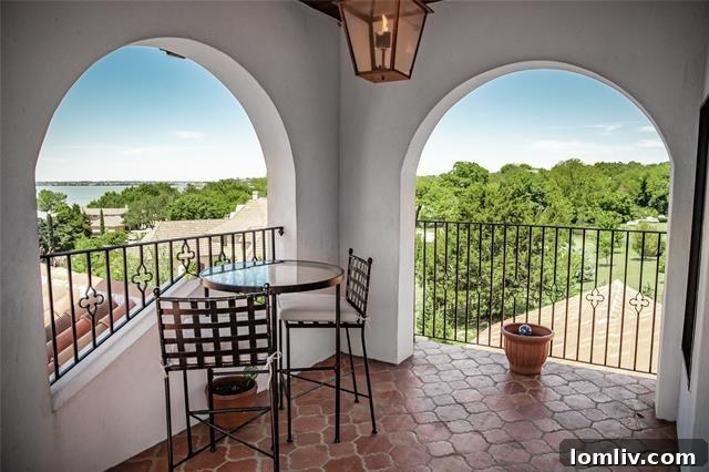 Luxury Waterfront Home in Heath, Texas: 155 Shepherds Glen Overlooking Lake Ray Hubbard