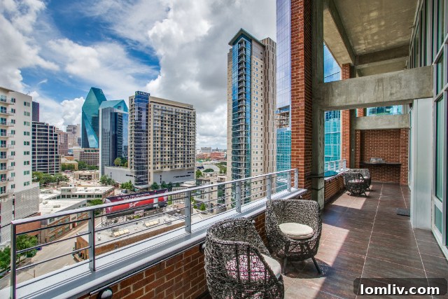 Dallas Lofts: Empire State of Mind, Lone Star Address 22 Lush Outdoor Entertaining Space at 2011 Cedar Springs