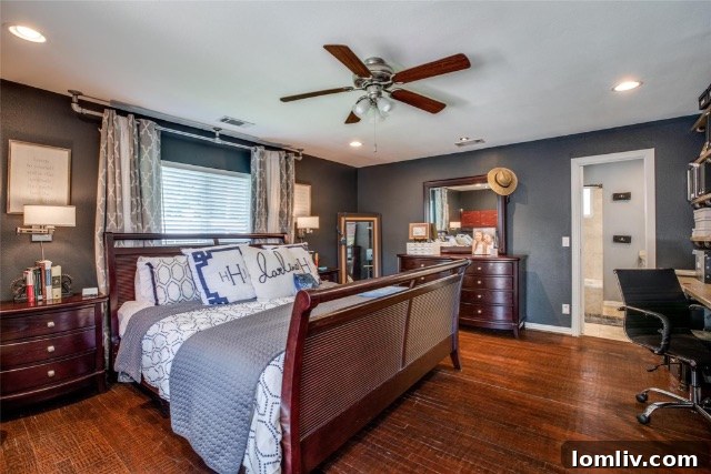 Cozy Bedroom at 8618 Lockhaven
