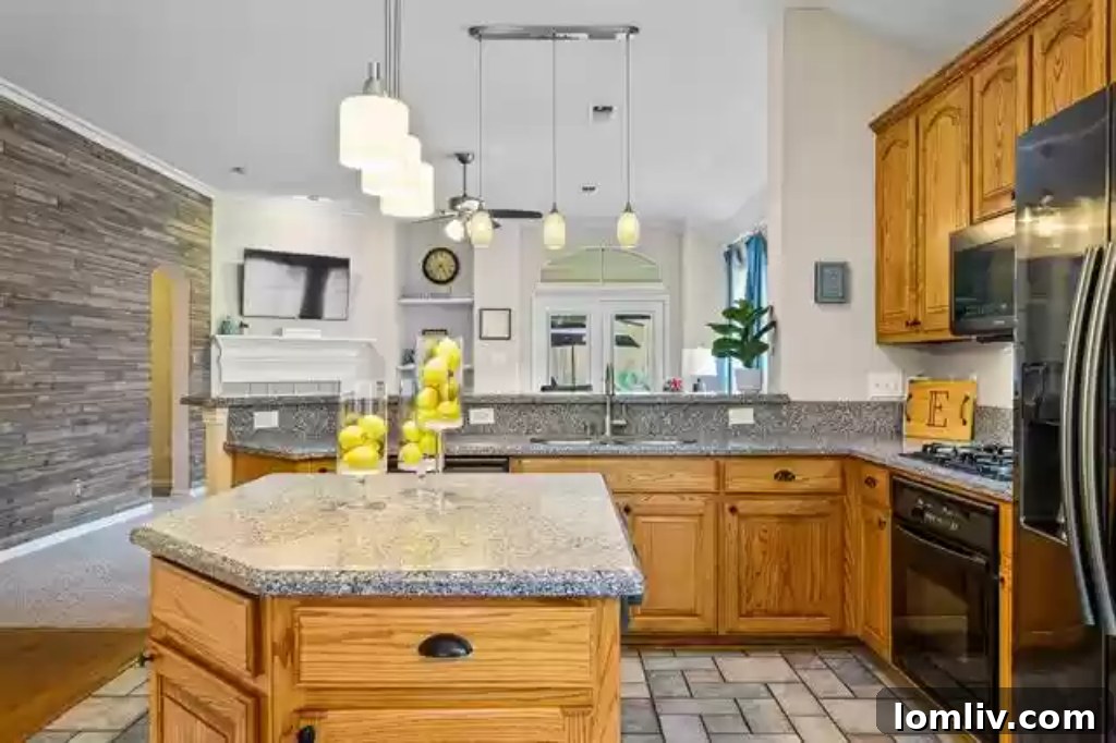 210-Silver-Oak-Front