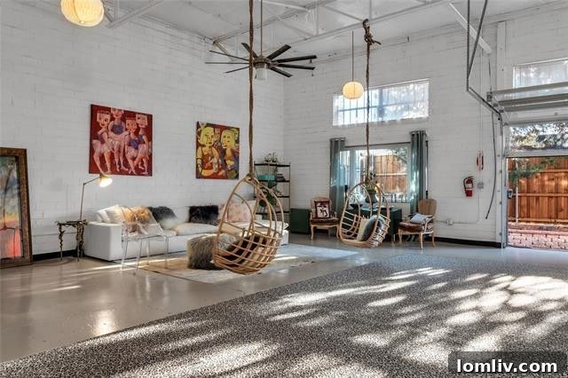 Luxurious Living Area in Dallas Design District Loft