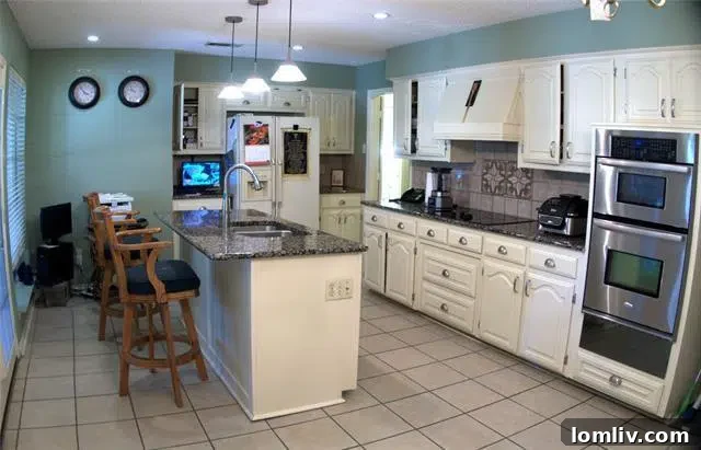 9926 Chimney Hill Lane - Kitchen Potential