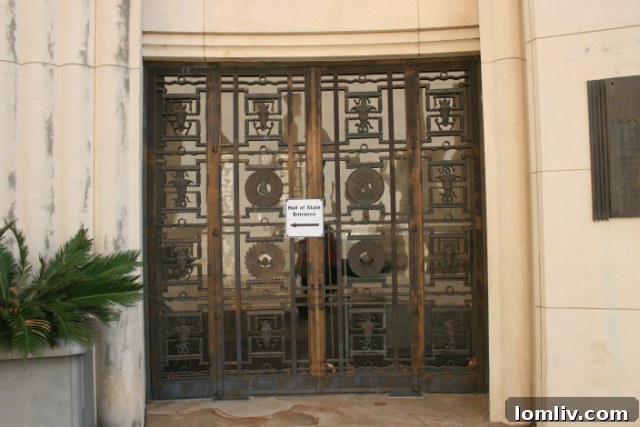 Hall of State Interior Before Restoration