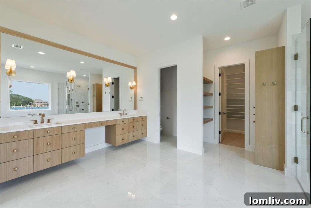 Spa-like Ensuite Bathroom Vessel Tub