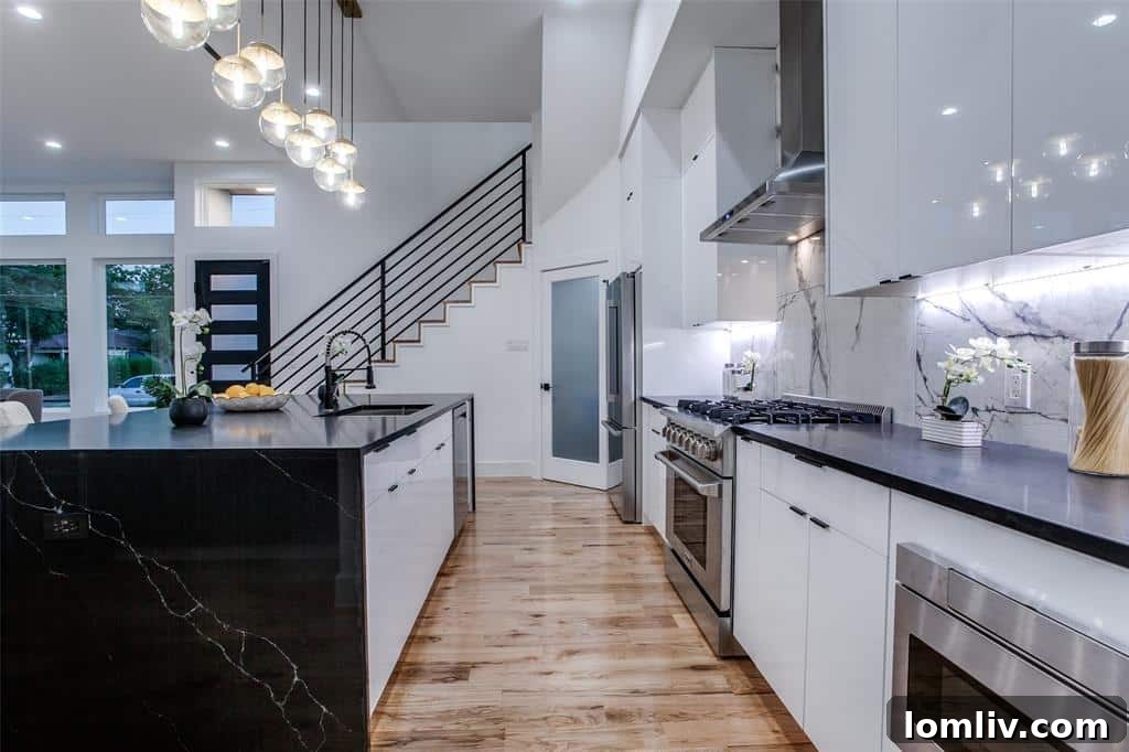 Gourmet Kitchen and Dining Area