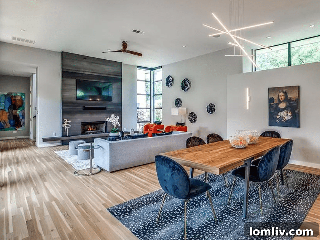 Stunning Modern Architecture of 3953 Merrell Rd