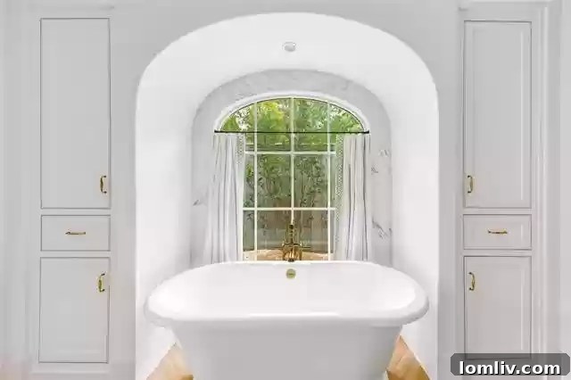 Elegant Bathroom with Modern Fixtures