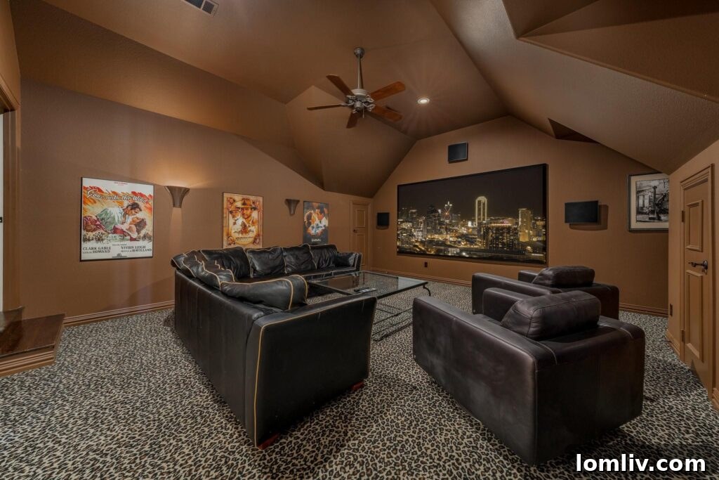 Interior view of a secondary bedroom, bright and inviting