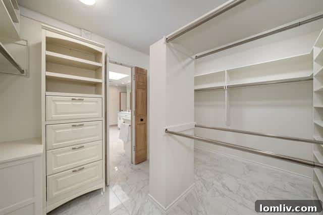 Invigorating dry steam sauna in the primary bathroom