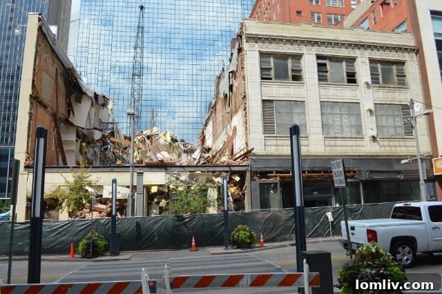 Downtown and Deep Ellum: Mapping Dallas's Historic Soul 6 Another view of a historic building being demolished.