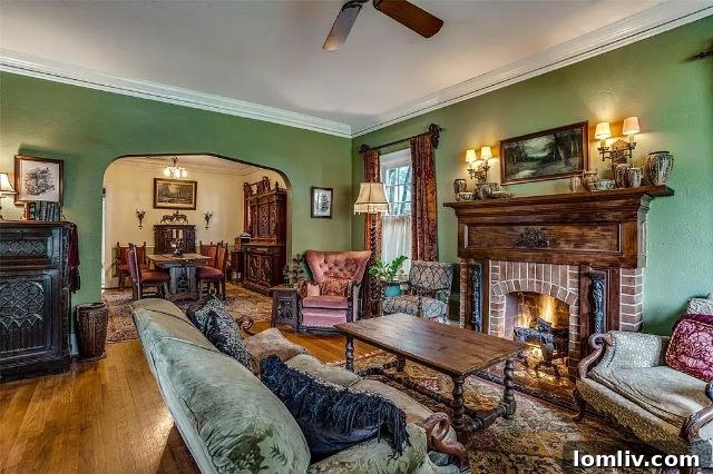 Charming interior of 1019 N. Edgefield, a historic 1920s Tudor home in Kessler Park, Dallas
