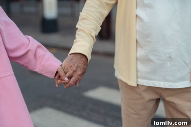 Seniors seeking unbiased advice on downsizing and retirement living in D-FW