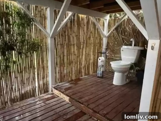 Hawaii Bathroom: Clean and Functional Island Style