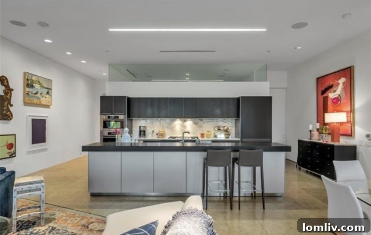Spacious master bathroom with contemporary design in a Dallas condo