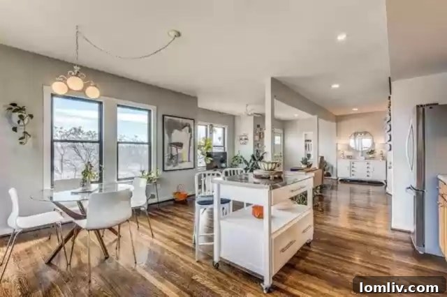 Elegant Kitchen in Eagle Apartments