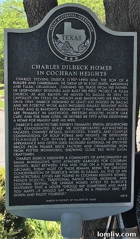 Cochran Heights Historic Marker signifying architectural importance