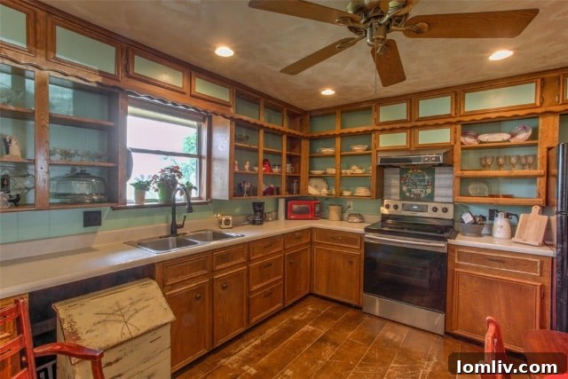 Interior of the Vintage Shop Space in Azle Property