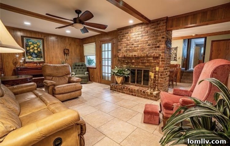Spacious Backyard in Buckner Terrace
