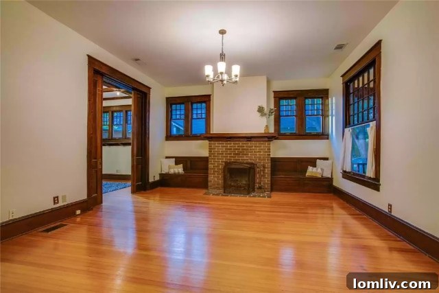421-S-Winnetka-1