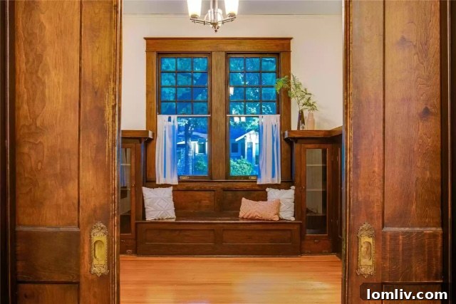 421-S-Winnetka-1