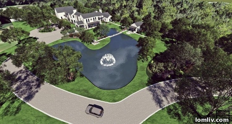 Bluffview Lands Texas Most Expensive Home Dallas Fills July Top 10 12 Walnut Hill Lane estate grand entrance
