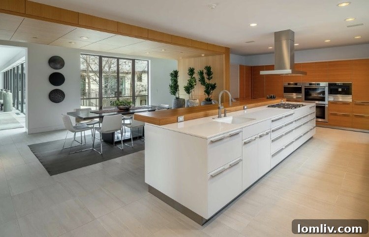 Bluffview Lands Texas Most Expensive Home Dallas Fills July Top 10 8 Surrey Circle impressive exterior and lush landscaping