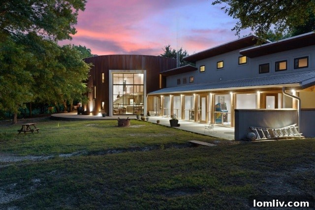 Anna's ICF: Beyond Expectation 3 Luxurious Modern Home for Sale in Anna, Texas: 2925 Winding Oaks Trail