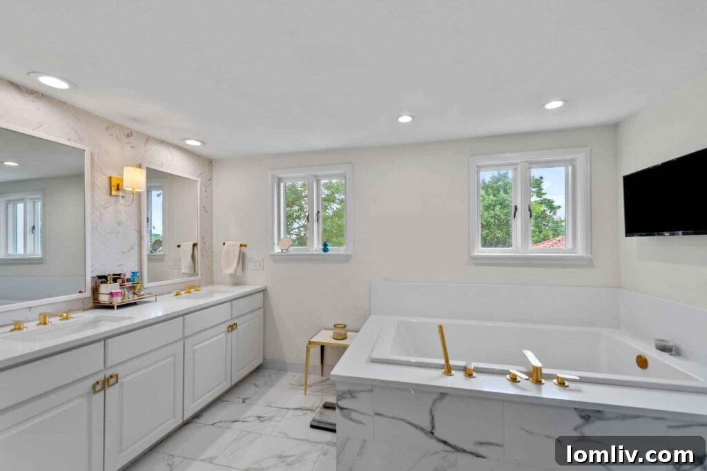 Luxury Primary Bathroom Quartz