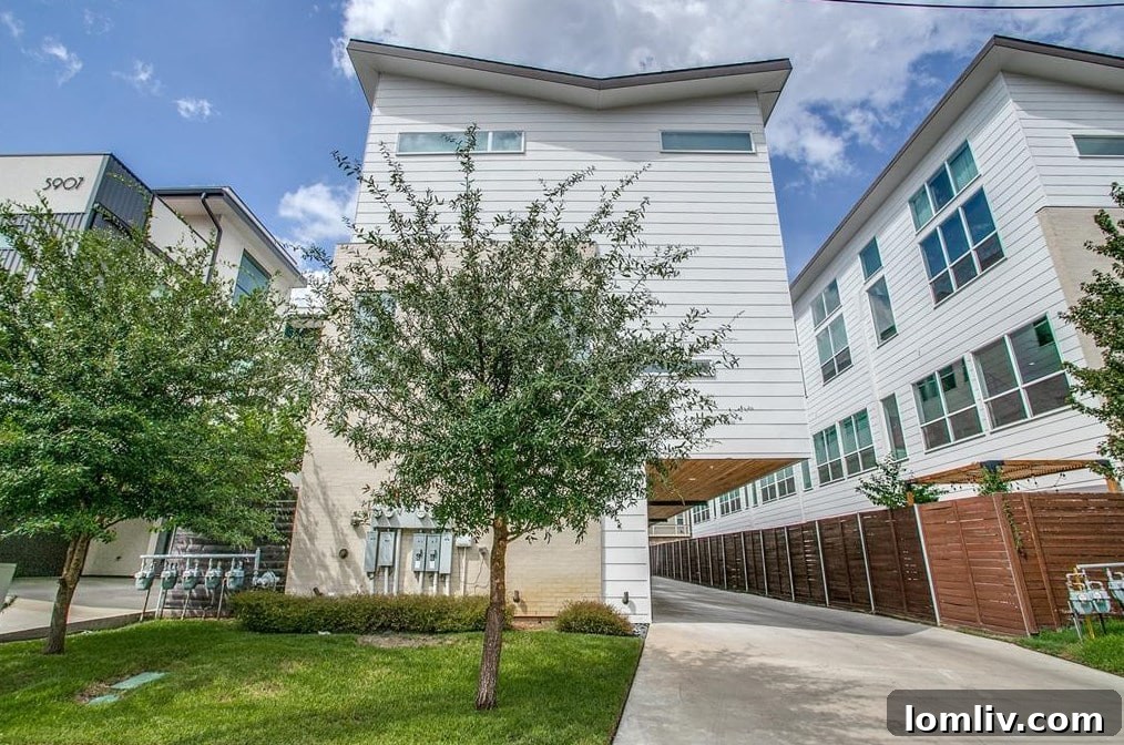 The Townhome That Captivates 3 Distinctive Exterior Design of a Modern Dallas Townhome