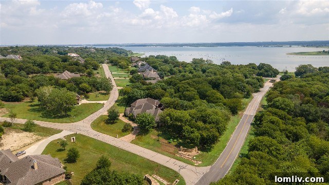 Benbrook Lake Area Home with Lush Canopy