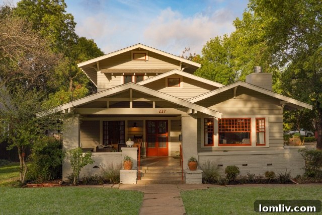 Sixth Grade Challenge Win Your Way to the Winnetka Heights Holiday Tour 4 Elegant architecture at 227 N. Rosemont Ave., part of the Winnetka Heights Home Tour