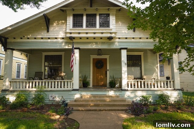 Sixth Grade Challenge Win Your Way to the Winnetka Heights Holiday Tour 5 Charming historic home at 118 N. Winnetka Ave., a highlight of Dallas's Winnetka Heights tour