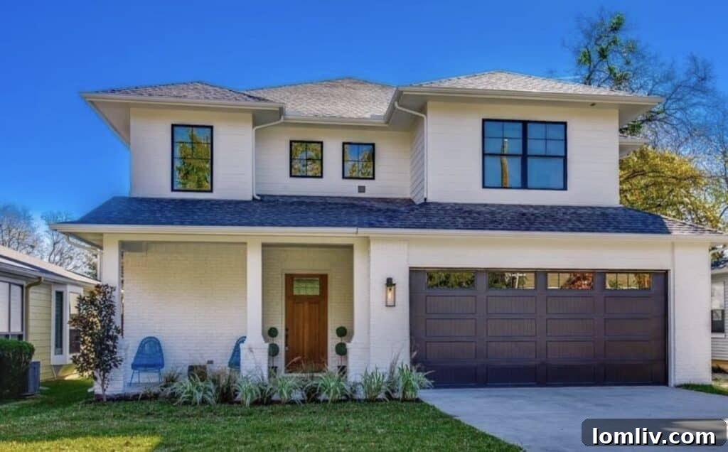 Exterior View of Craftsman Home on Daytonia Ave.
