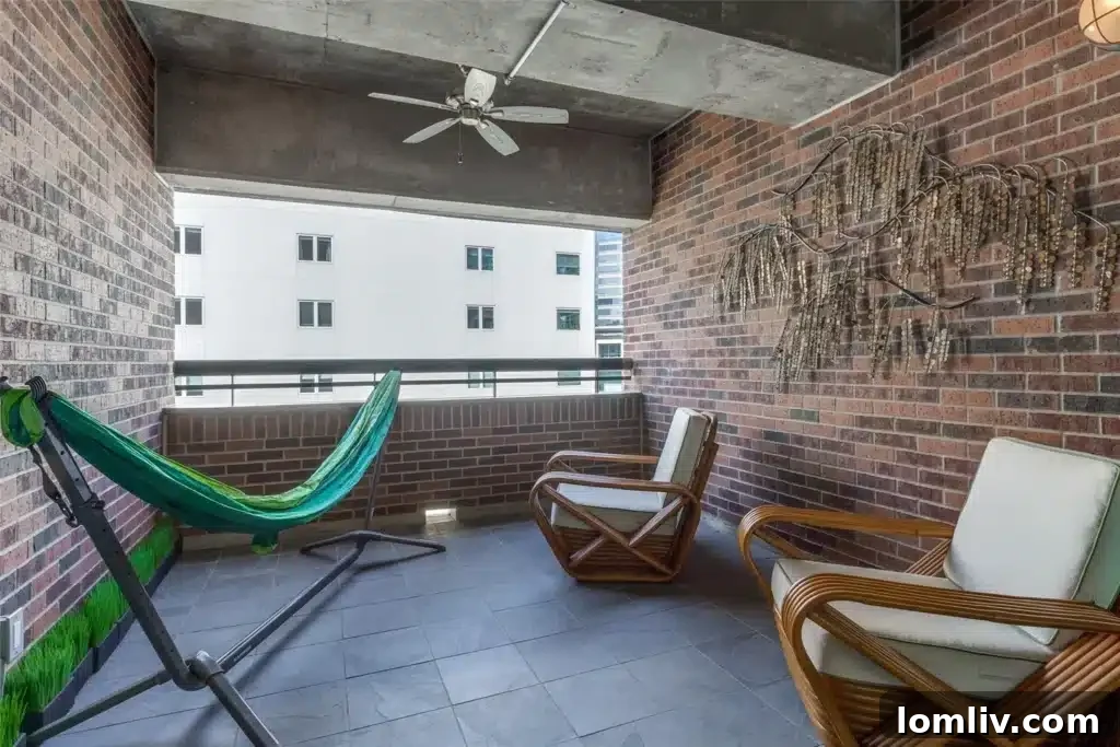 1999-McKinney-Apt-1206
