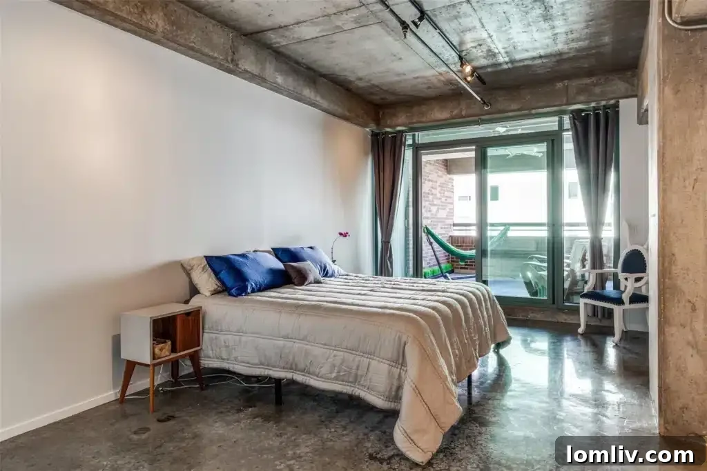 1999-McKinney-Apt-1206