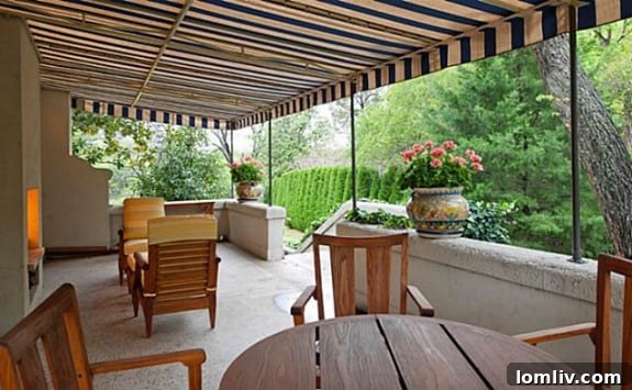 Charming Outdoor Patio for Al Fresco Dining