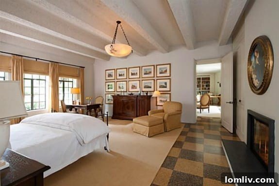 Spacious Master Bedroom Suite at Bellosguardo