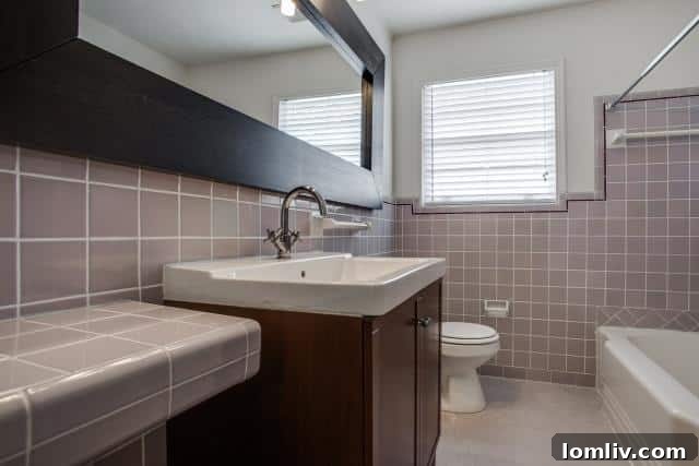 8507-Briarwood-Hall-Bath