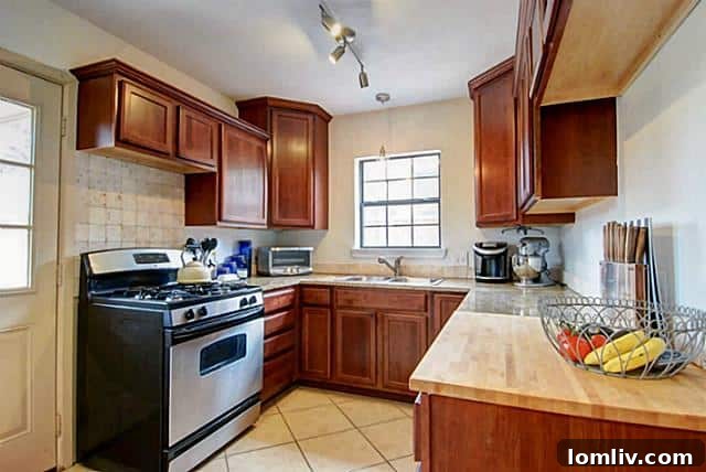 Modern Kitchen with New Cabinets and Appliances 1
