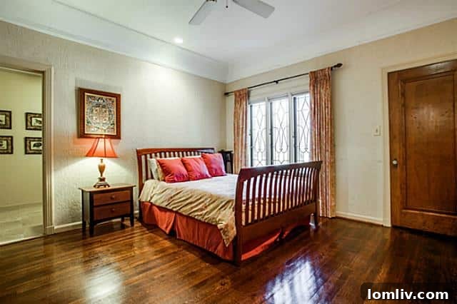 Comfortable Secondary Bedroom in Lakewood Home