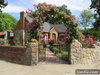 Hugh Comstock Cottage in Carmel-by-the-Sea